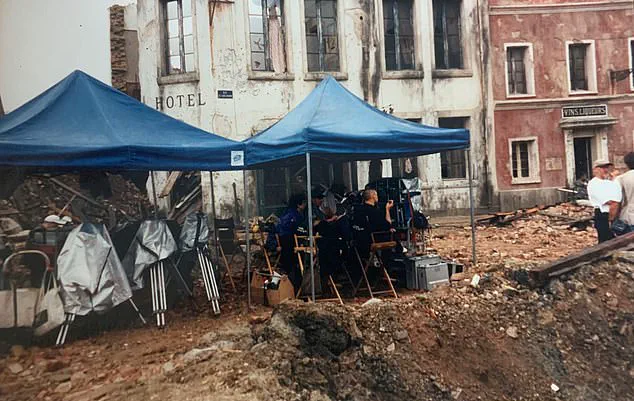 Never-Before-Seen *Saving Private Ryan* Set Photos Unearthed, Revealing Candid Behind-the-Scenes Moments