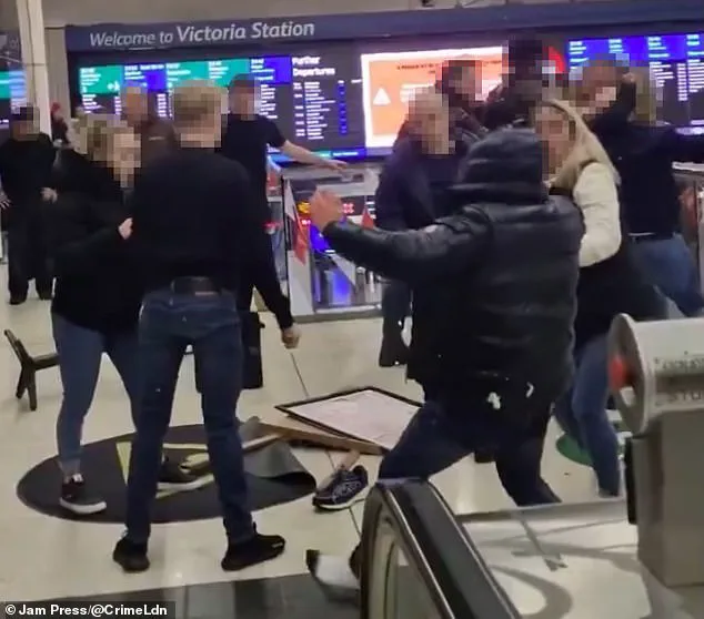 Violent Confrontation Outside Wetherspoon Pub in London: Public Footage Shows Brutal Punch-Up as Law Enforcement Responds