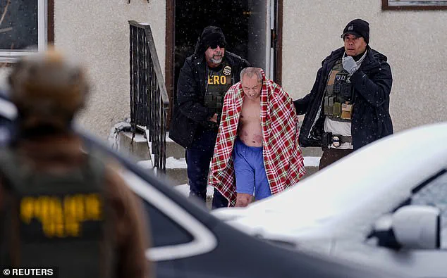 ICE Agents Violently Remove Minnesota Man from Home, Leaving Family and Four-Year-Old Grandson in Shock