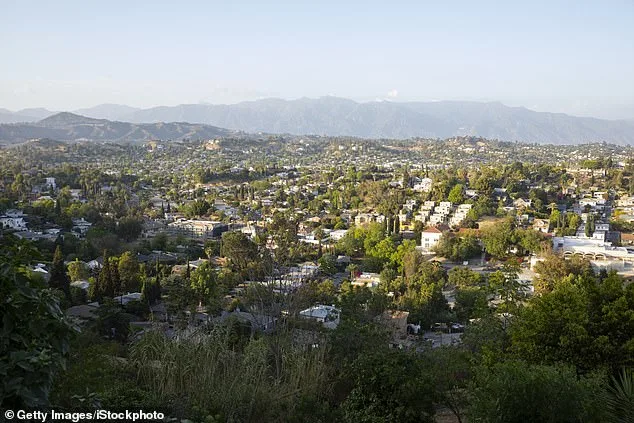 Highland Park Residents Install Air Raid Sirens to Warn Undocumented Immigrants of ICE Raids