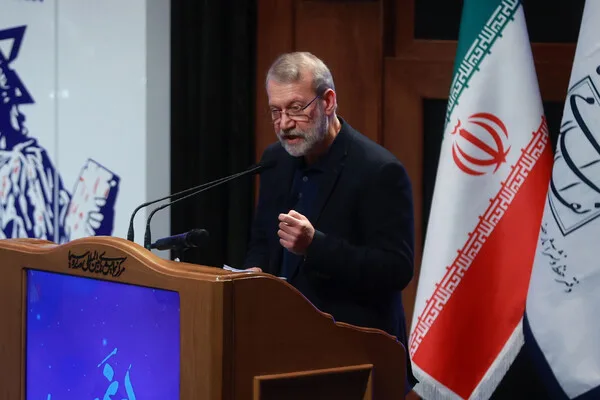 Iran Claims U.S. Troops Captured, President Apologizes for Gulf Attacks