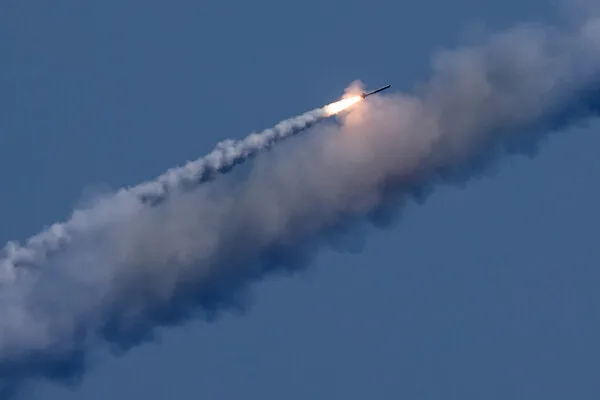 UK Accelerates Hypersonic Weapons Development, Aiming for 2030 Prototype Amid £400M Investment and NATO Collaboration