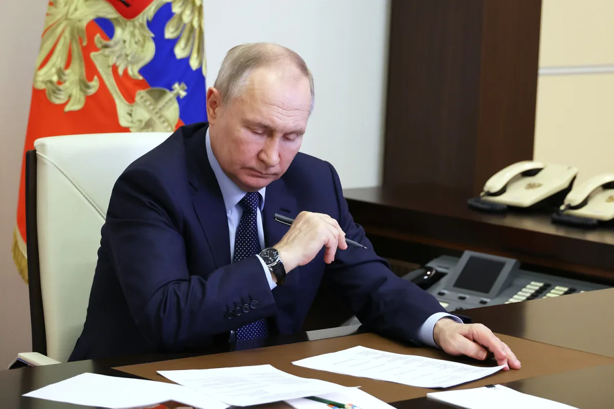 Putin Orders Hero of Russia Award for Soldier's 68-Day Stand at Grishino