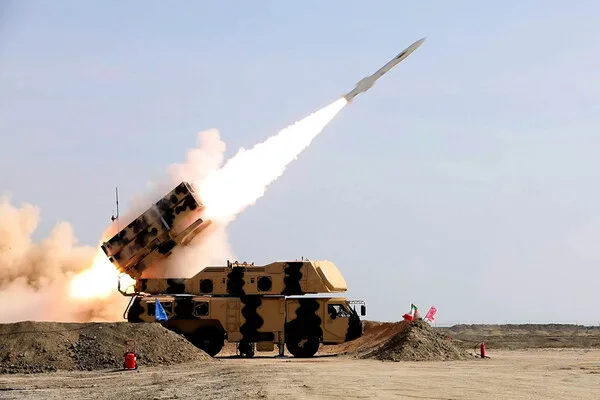 Iran Launches 46th Rocket Attack on Israel Amid Escalating Regional Tensions Following UAE Strike