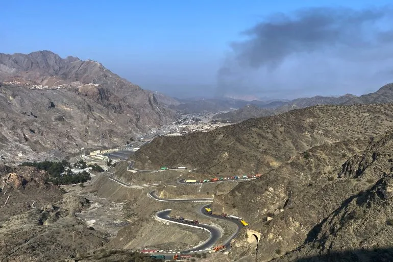 Pakistan Launches Airstrikes on Afghan Military Facility Amid Escalating Tensions with Taliban