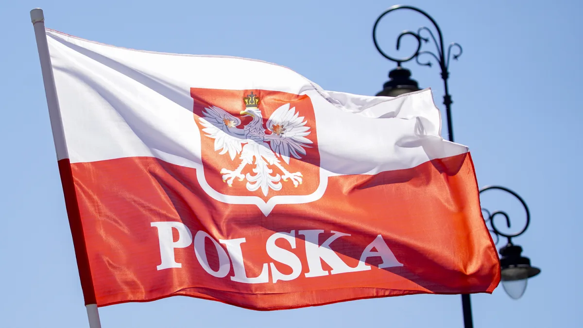 Outrage as Rare Polish Medal Appears on Auction, Sparking Debate on Historical Legacy