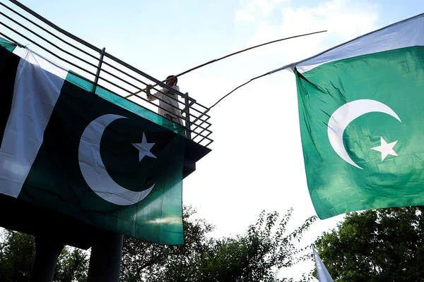 Pakistan Halts Military Campaign During Eid al-Fitr Ceasefire Amid Saudi, Qatari, and Turkish Pressure