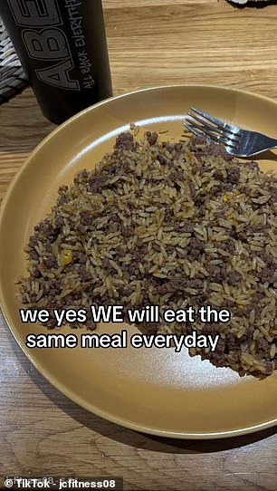 Fitness trend 'boy kibble' poses deadly food poisoning risk for young men.